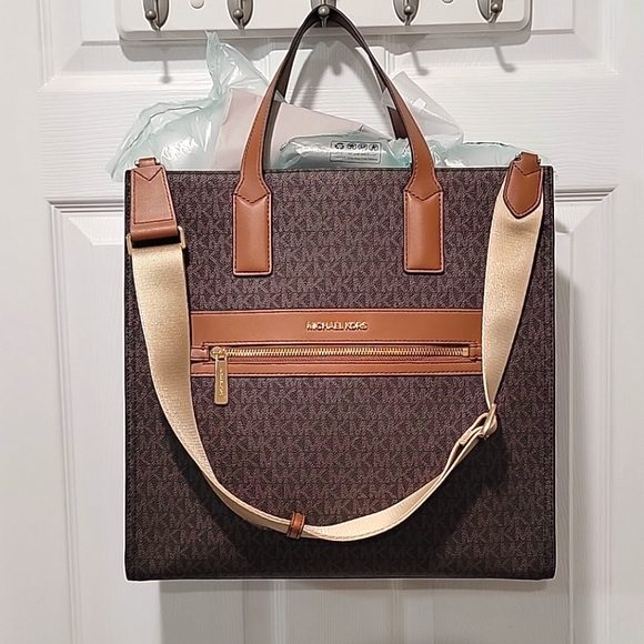 MICHAEL Michael Kors Bags Michael Kors Xl Bag Poshmark
